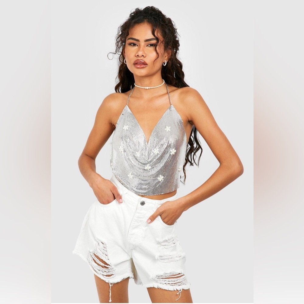 FLOWER GEM CHAINMAIL TOP